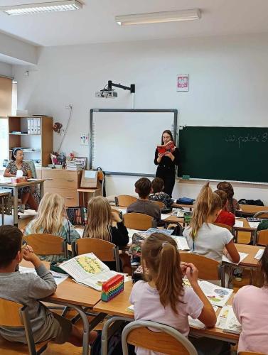 Cala-Polska-czyta-dzieciom-2024-25