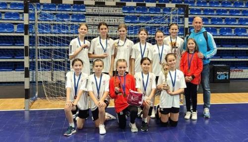 Handball-1